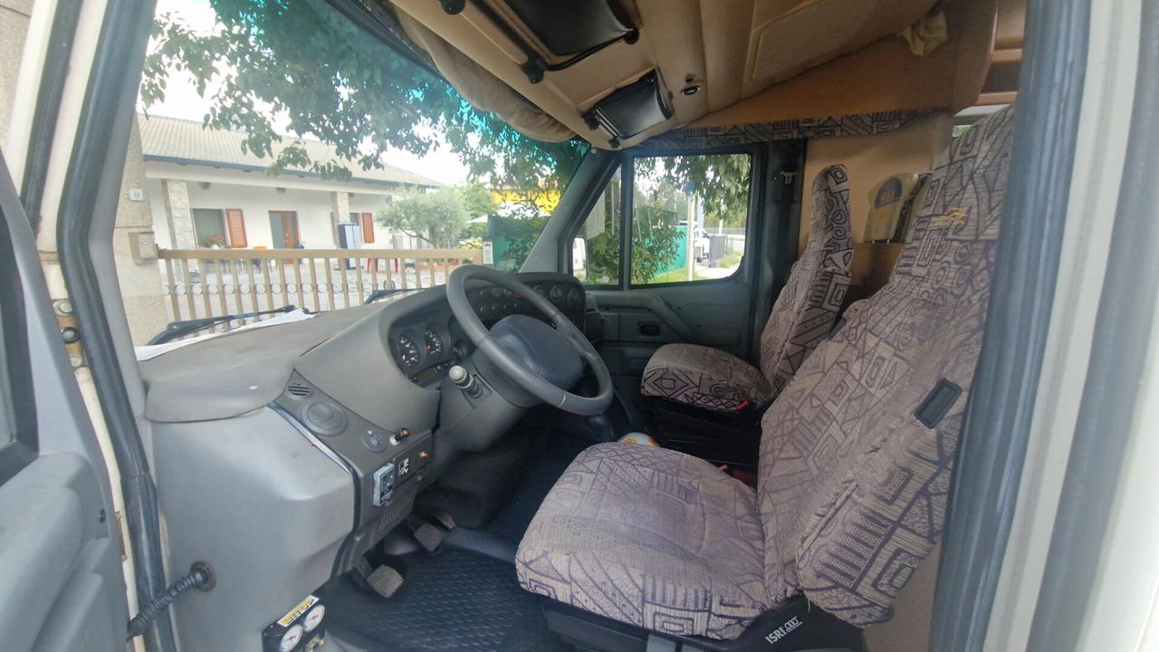 Iveco Daily Camper Laika 2.8 diesel manuale 6 rapporti