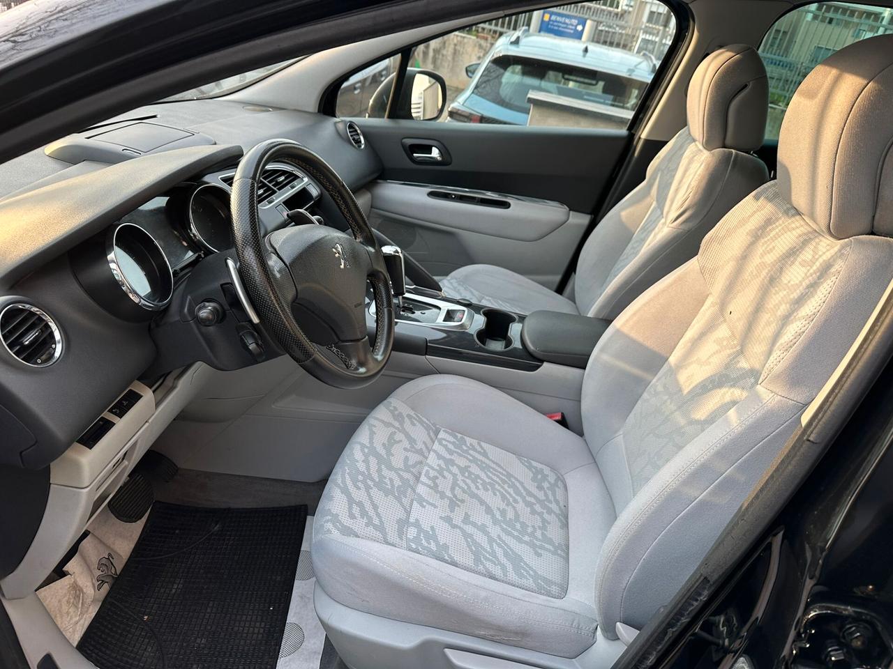 Peugeot 3008 1.6 HDi 110CV Premium