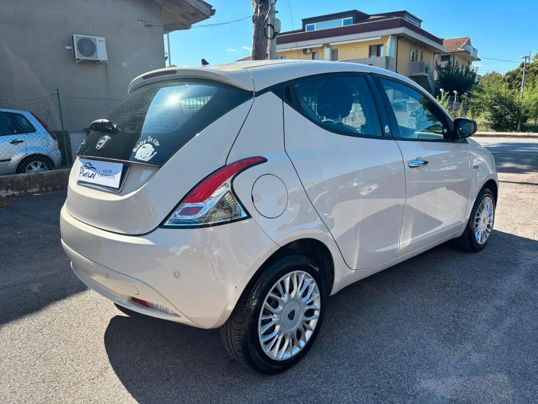 Lancia Ypsilon 1.2 Gold ecochic Gpl 69cv my16