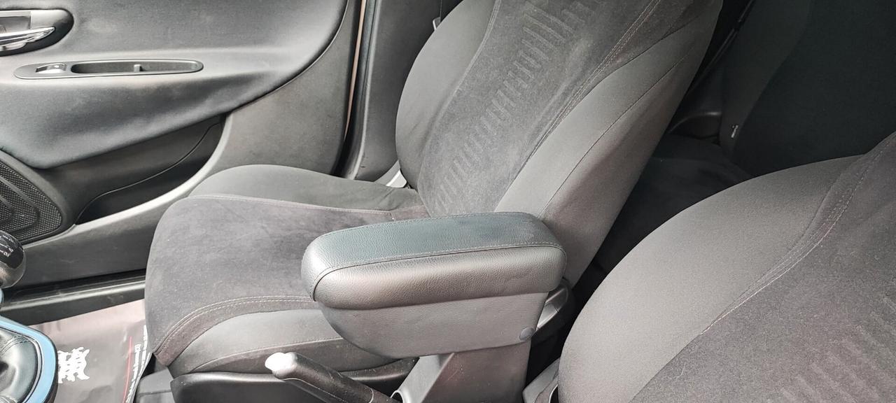 Lancia Ypsilon 1.2 GPL CON ANTIFURTO