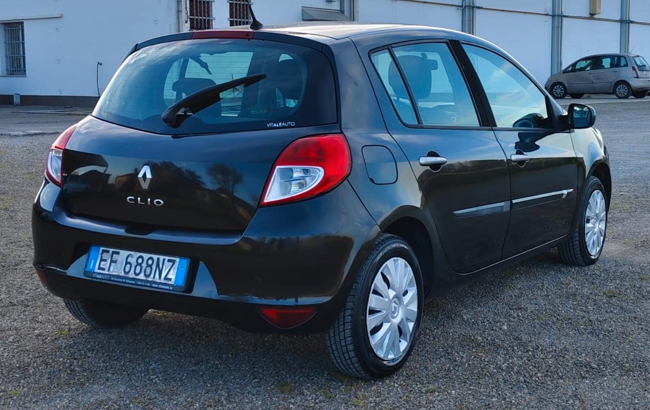Renault Clio 1.2 16V 5 porte Luxe
