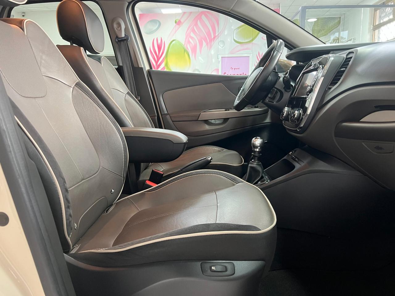 Renault Captur dCi 8V 90 CV Start&Stop Energy Iconic