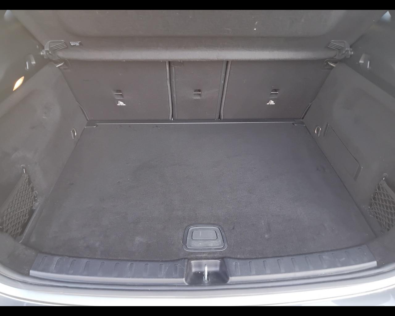 Mercedes-Benz GLA-H247 2020 - GLA 200 d Premium 4matic auto