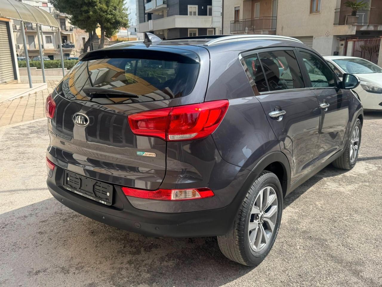 KIA SPORTAGE 1.7 CRDI 115 CV. TETTO APRIB.+NAVI+RETROCAMERA