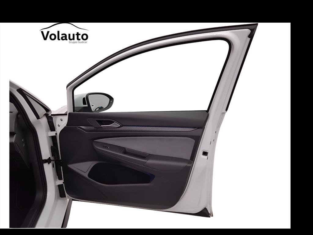 VOLKSWAGEN Golf VIII 2020 - Golf 1.5 tsi evo R-Line 130cv