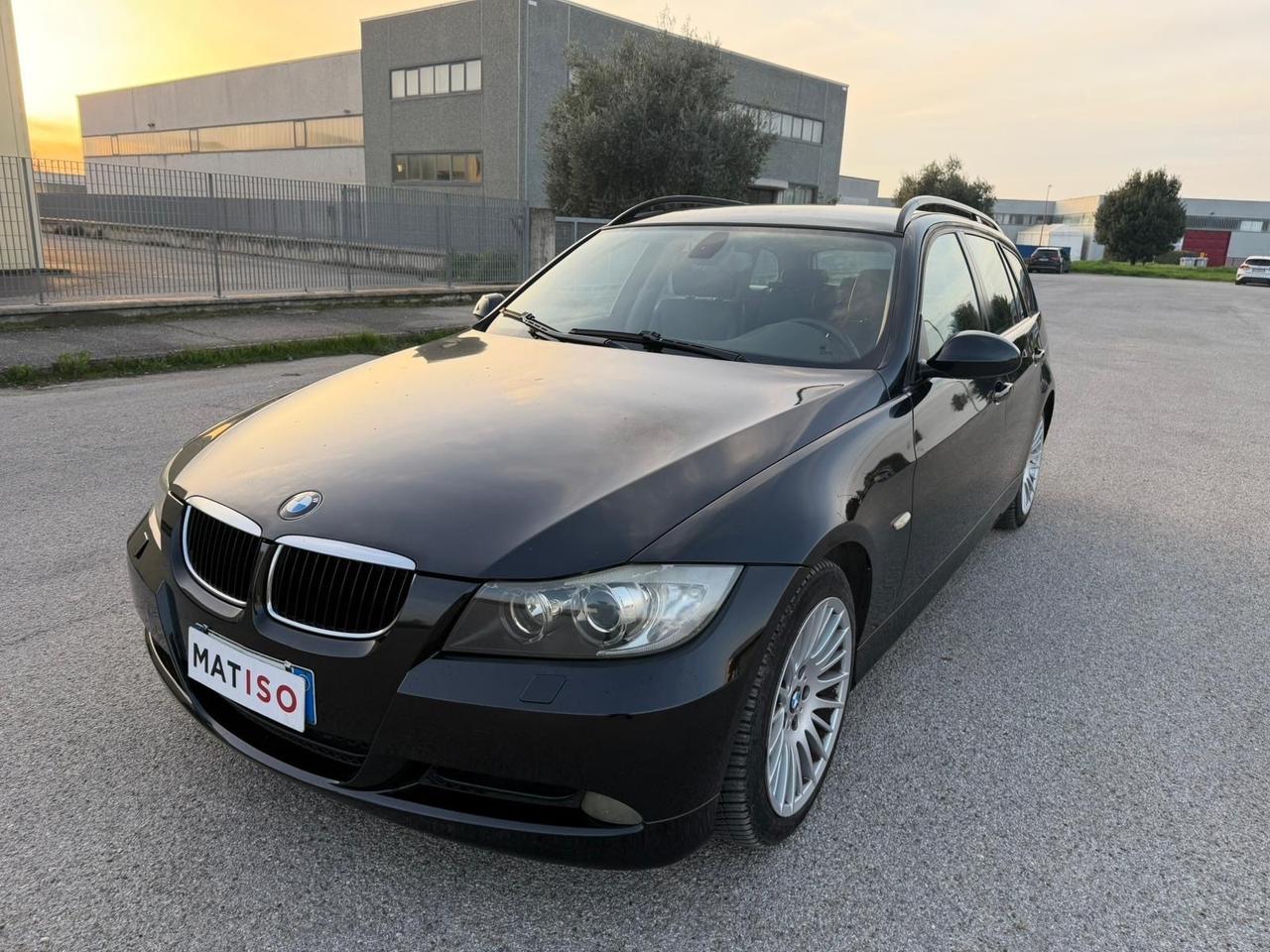 Bmw 320 D. Touring Cambio automatico