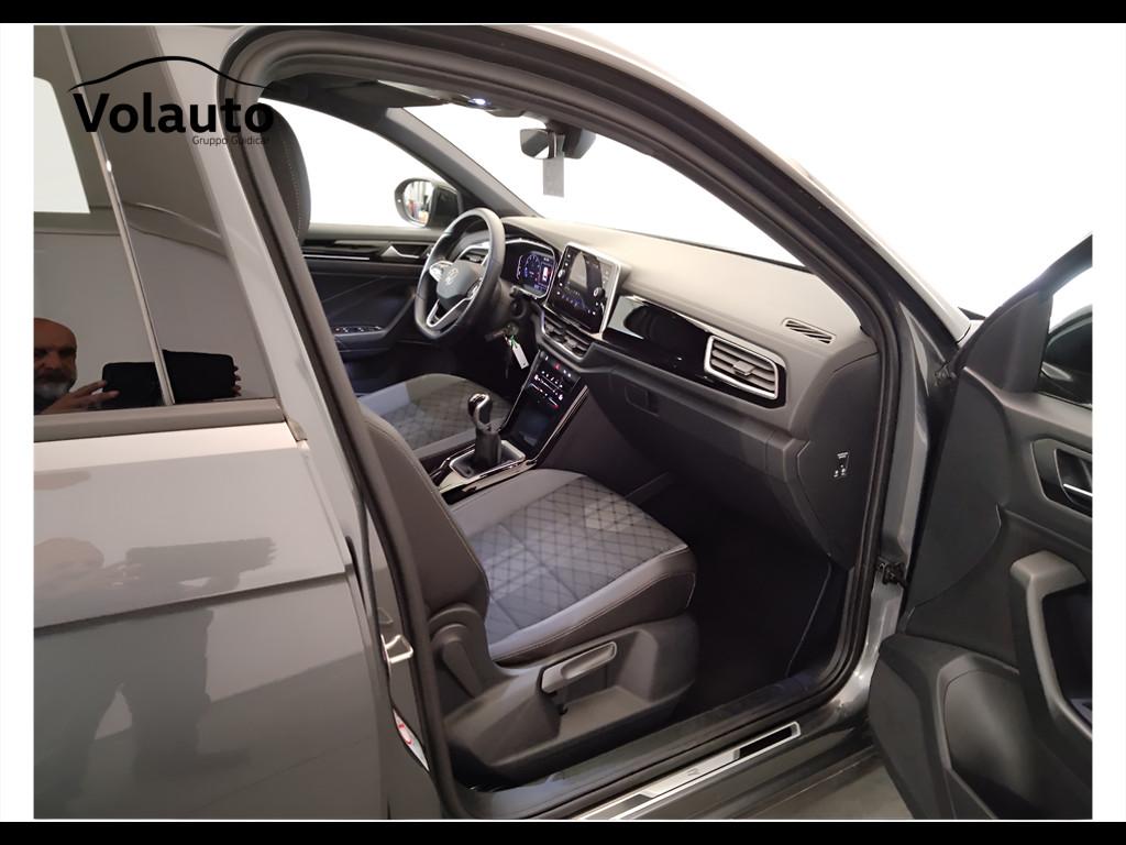 VOLKSWAGEN T-Roc 2022 - T-Roc 1.0 tsi R-Line 110cv