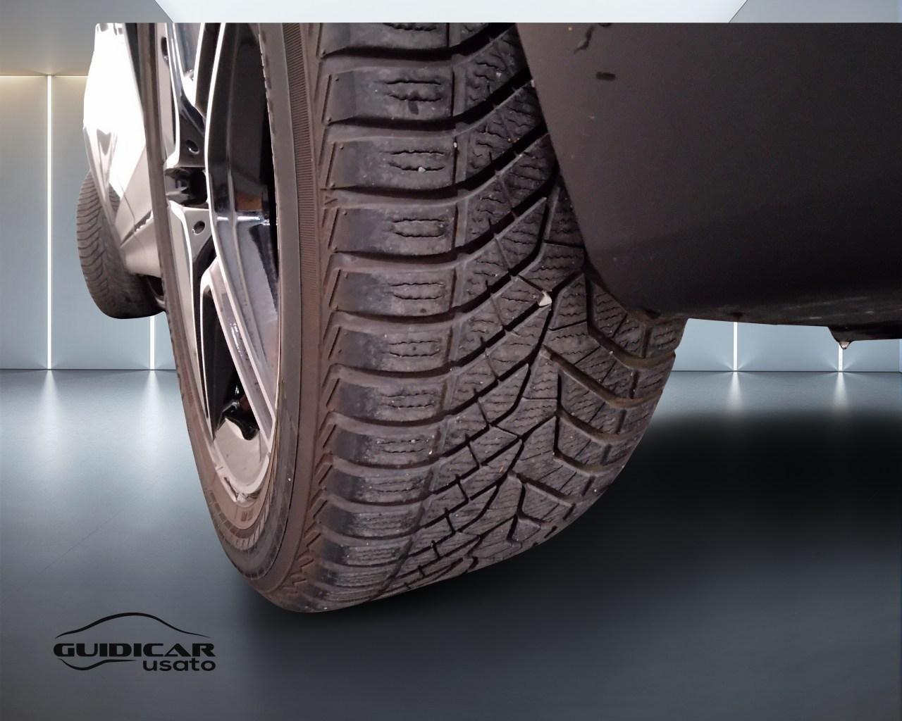 Mercedes-Benz GLB - X247 2019 - GLB 200 d Premium auto