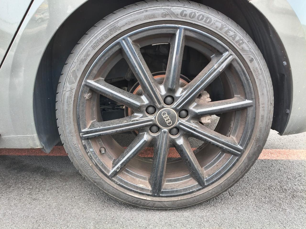 Audi A1 citycarver 30 TFSI S tronic Identity Contrast