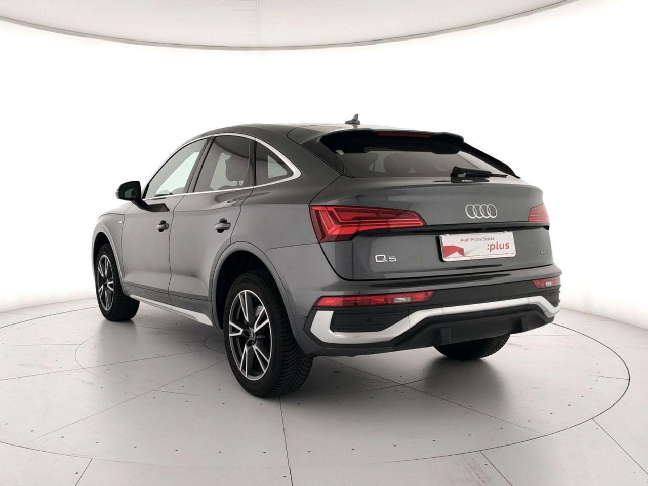 Audi Q5 sportback 40 2.0 tdi mhev 12v s line quattro s-tronic