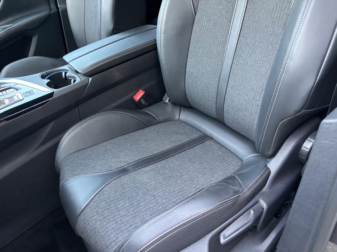 Peugeot 3008 hdi 130cv automatica GT Line