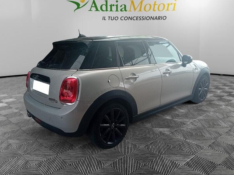 MINI Mini 5 porte Mini 5p 1.5 Cooper D Hype auto