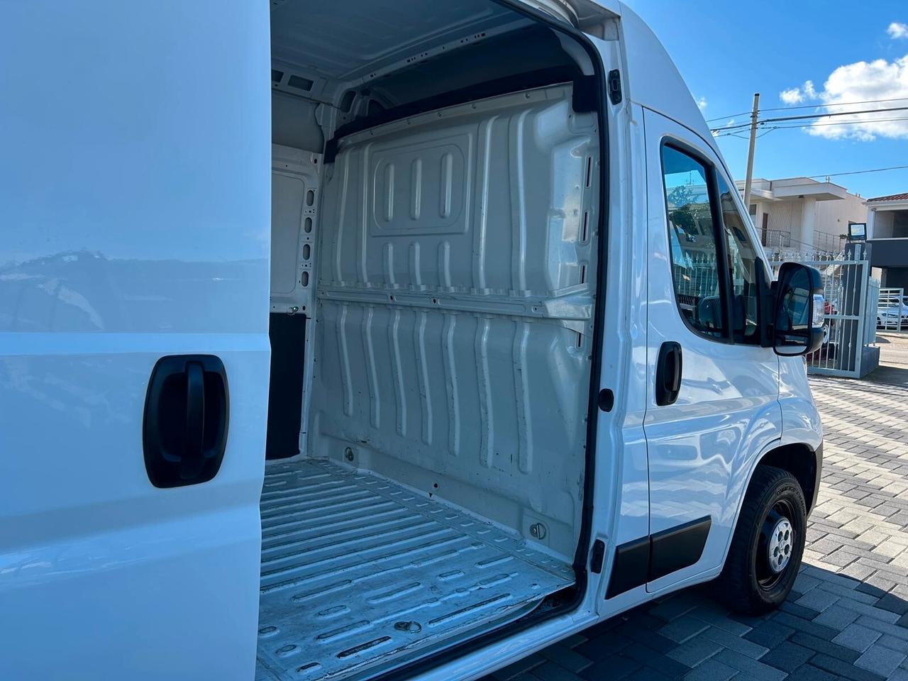 Peugeot Boxer 2.2 Diesel 140 cv - L3 H2