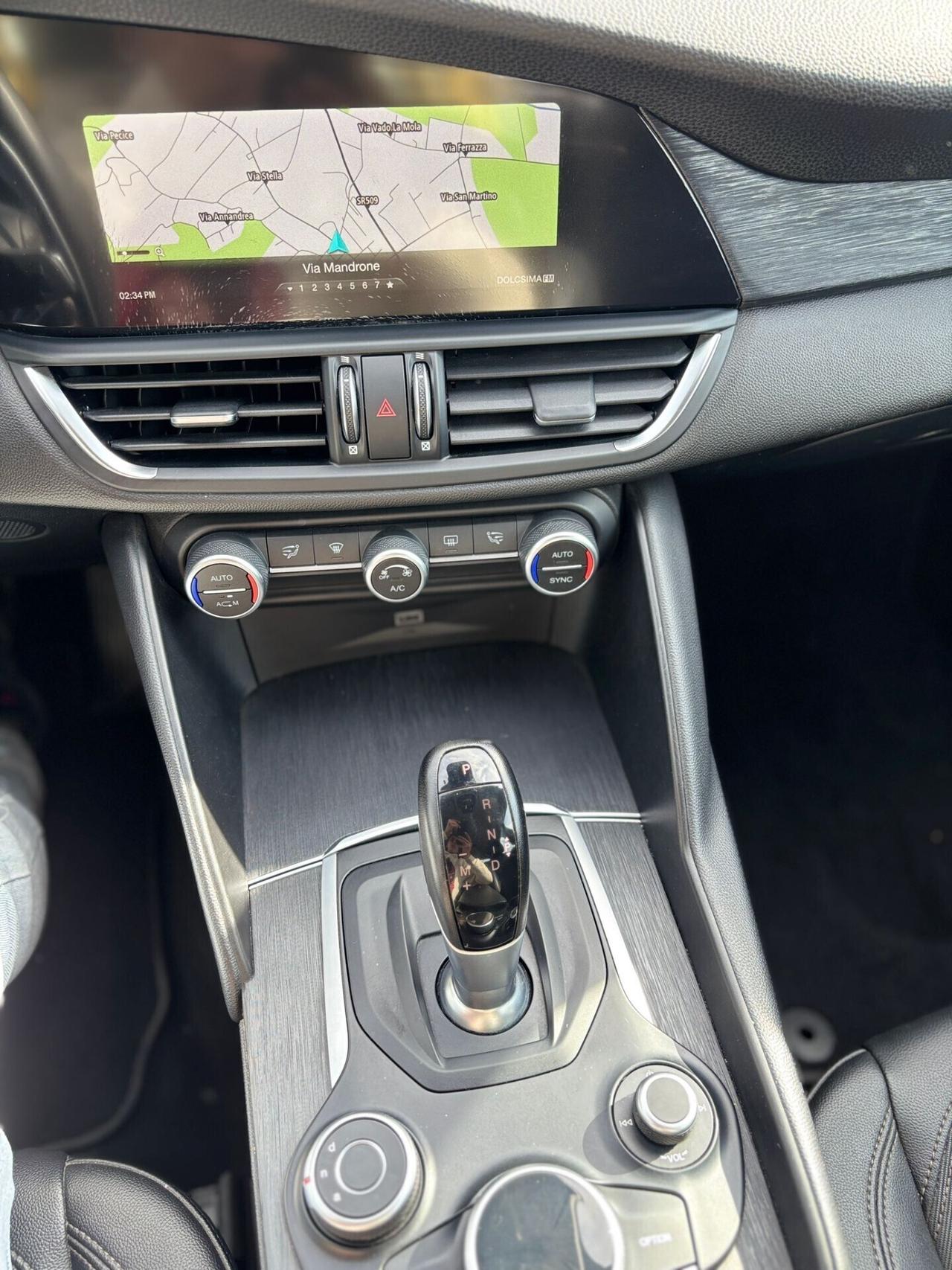 Alfa Romeo Giulia 2.2JTDM 180CV Executiv AUTOM NAV