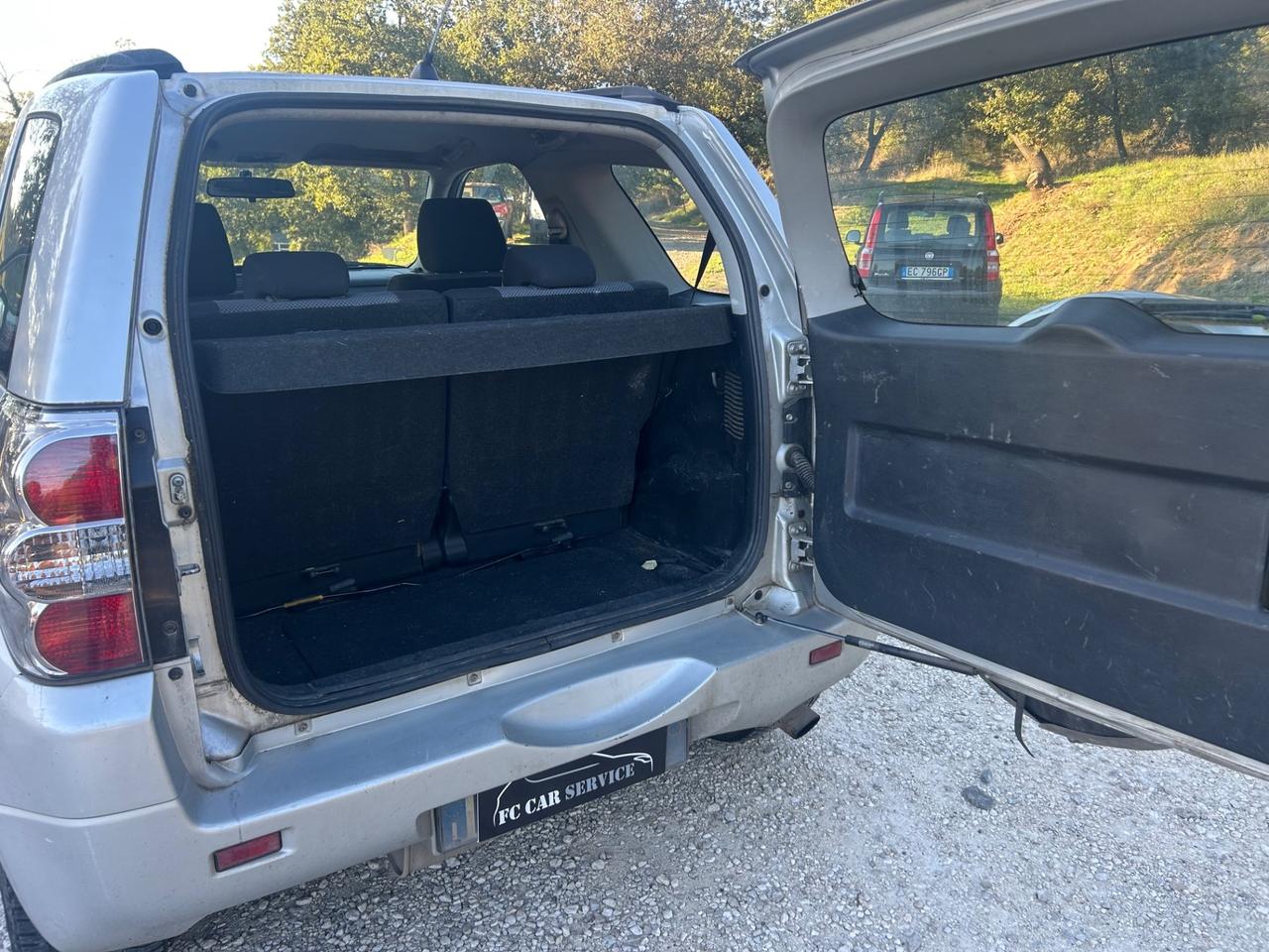 Suzuki Grand Vitara 1.9 DDiS 3 porte