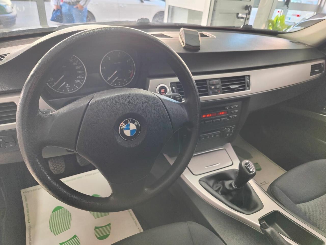 Bmw 320d berlina 3 volumi