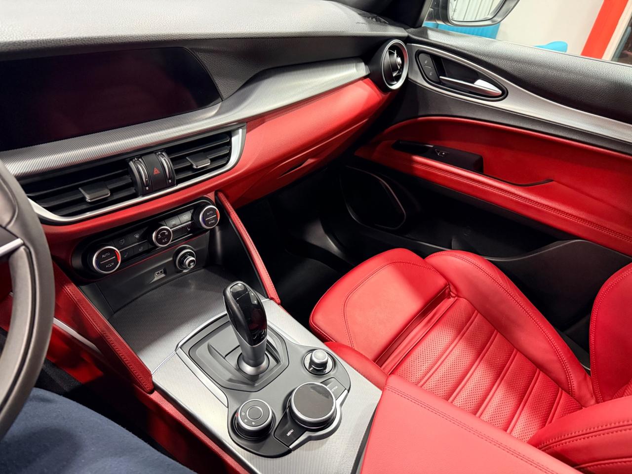 Alfa Romeo Stelvio 2.2 Turbodiesel 210 CV AT8 Q4 Super