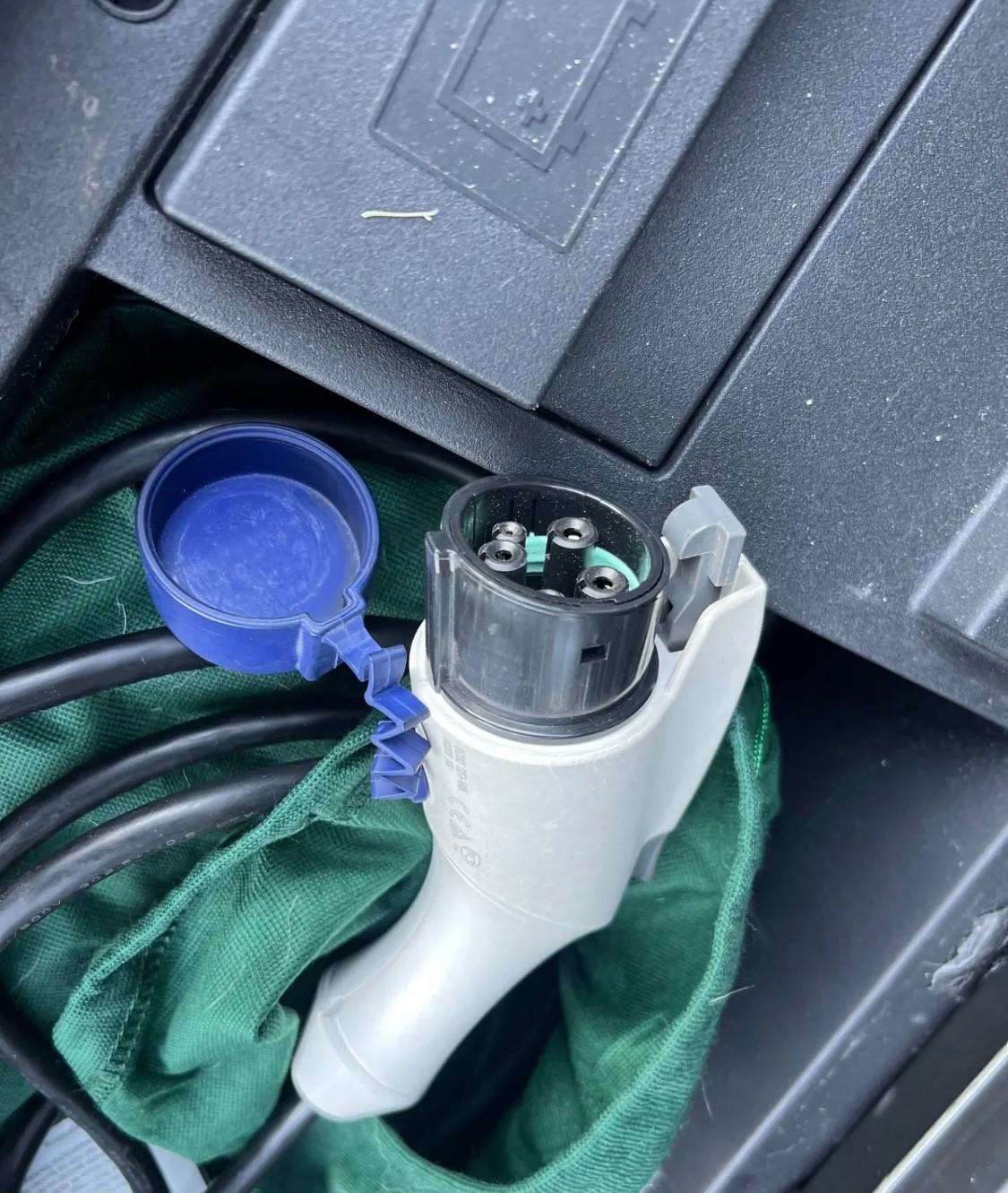 Mitsubishi Outlander 2.0 MIVEC 4WD CVT Intense