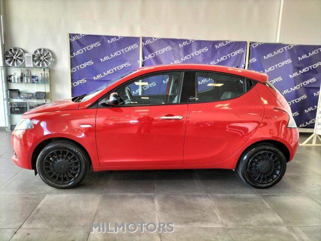 LANCIA Ypsilon 1.0 FireFly 5 porte S&S Hybrid Ecochic Silver