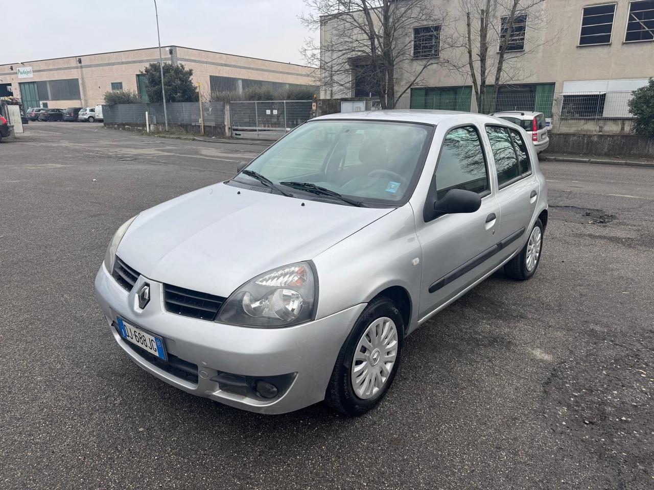 Renault Clio Storia 1.2 5 porte GPL Confort