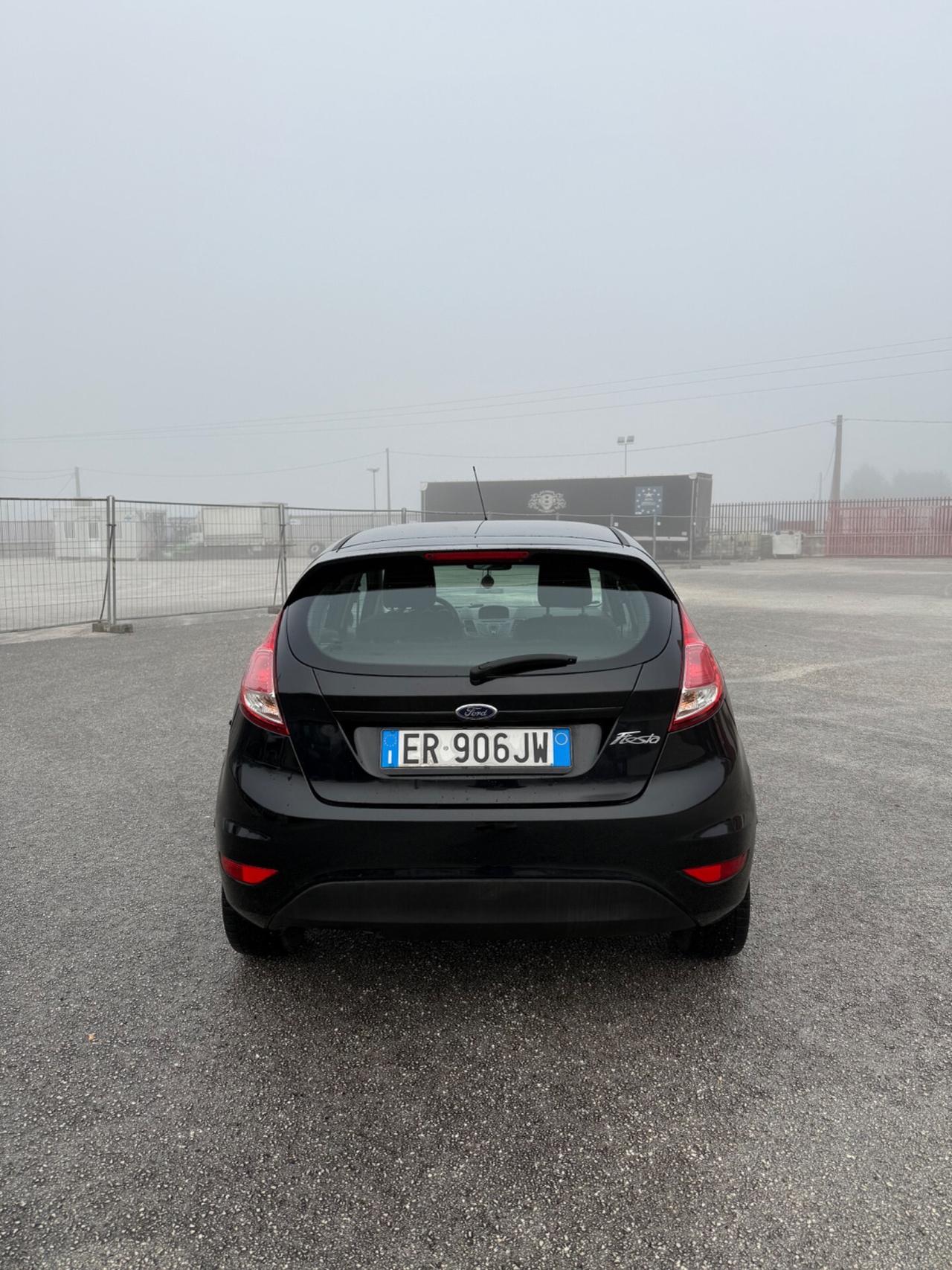 Ford Fiesta 1.4 5 porte Bz.- GPL