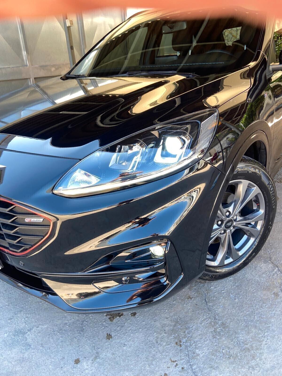 Ford Kuga 2.5 Full Hybrid 190 CV CVT 2WD ST-Line Design