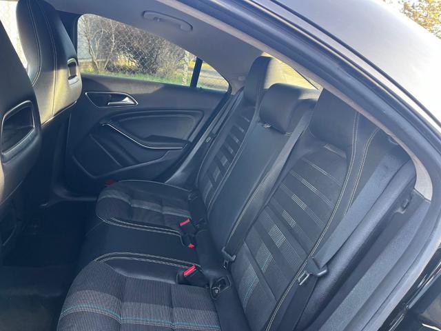 MERCEDES-BENZ CLA 180 d Automatic Sport