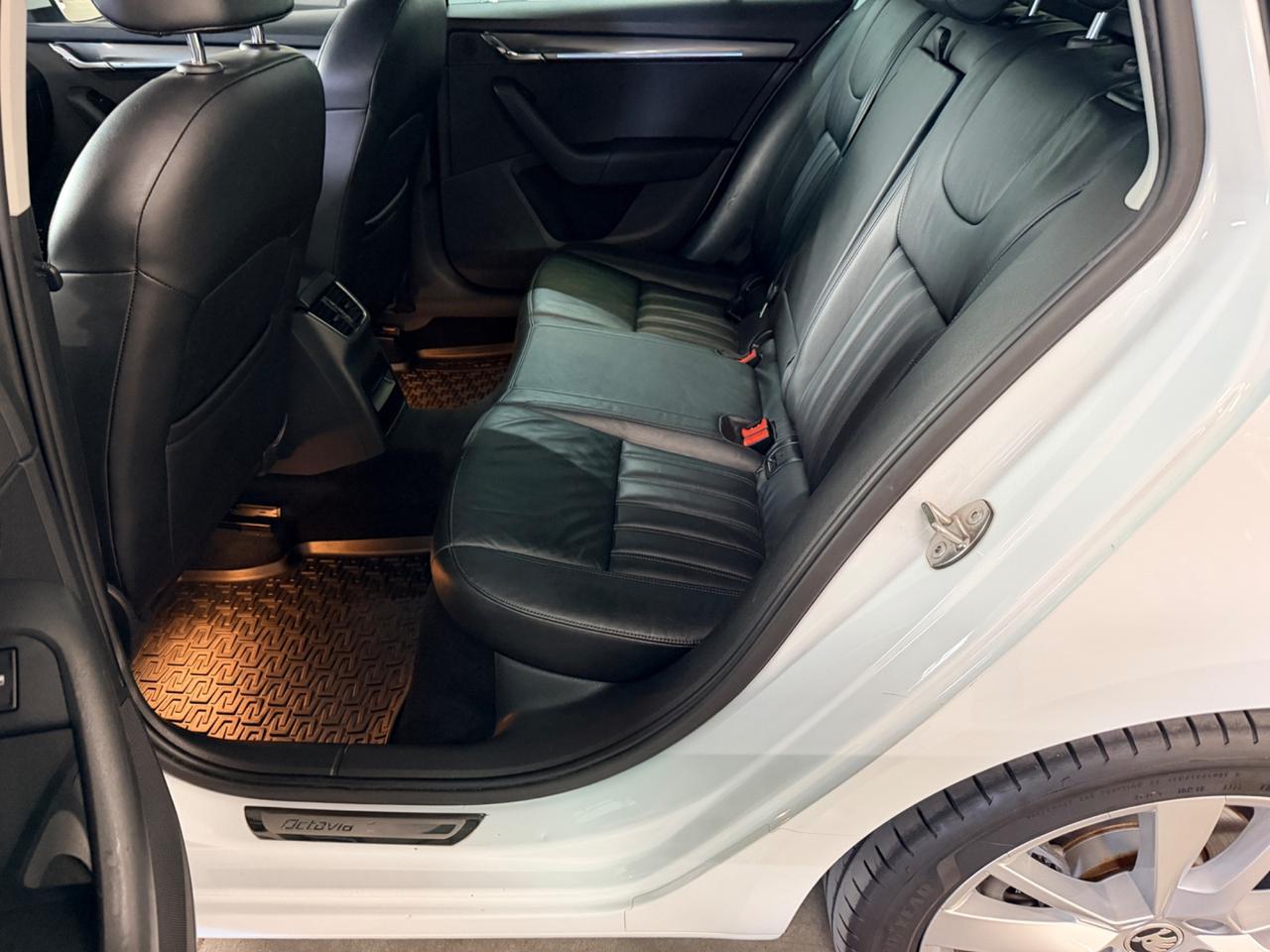 Skoda Octavia 1.4 TSI DSG Wagon Style G-Tec