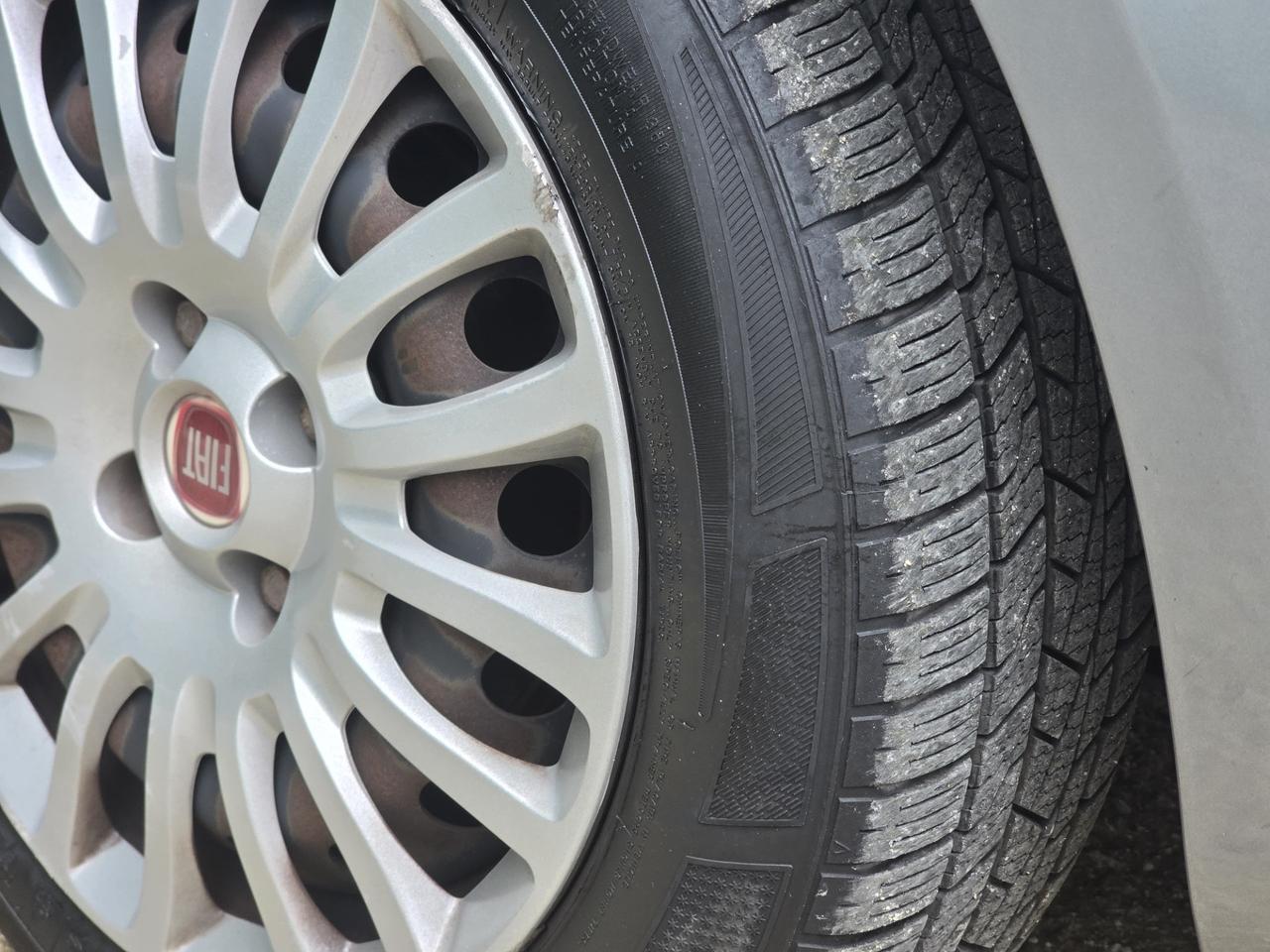 Fiat Grande Punto 1.4 5 porte AUTOMATICA