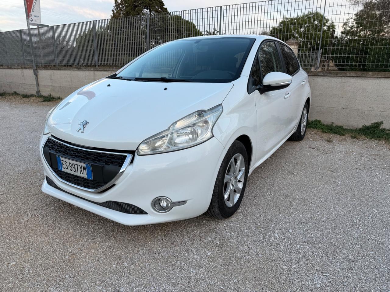 Peugeot 208 1.4 HDi 68 CV 5 porte Active