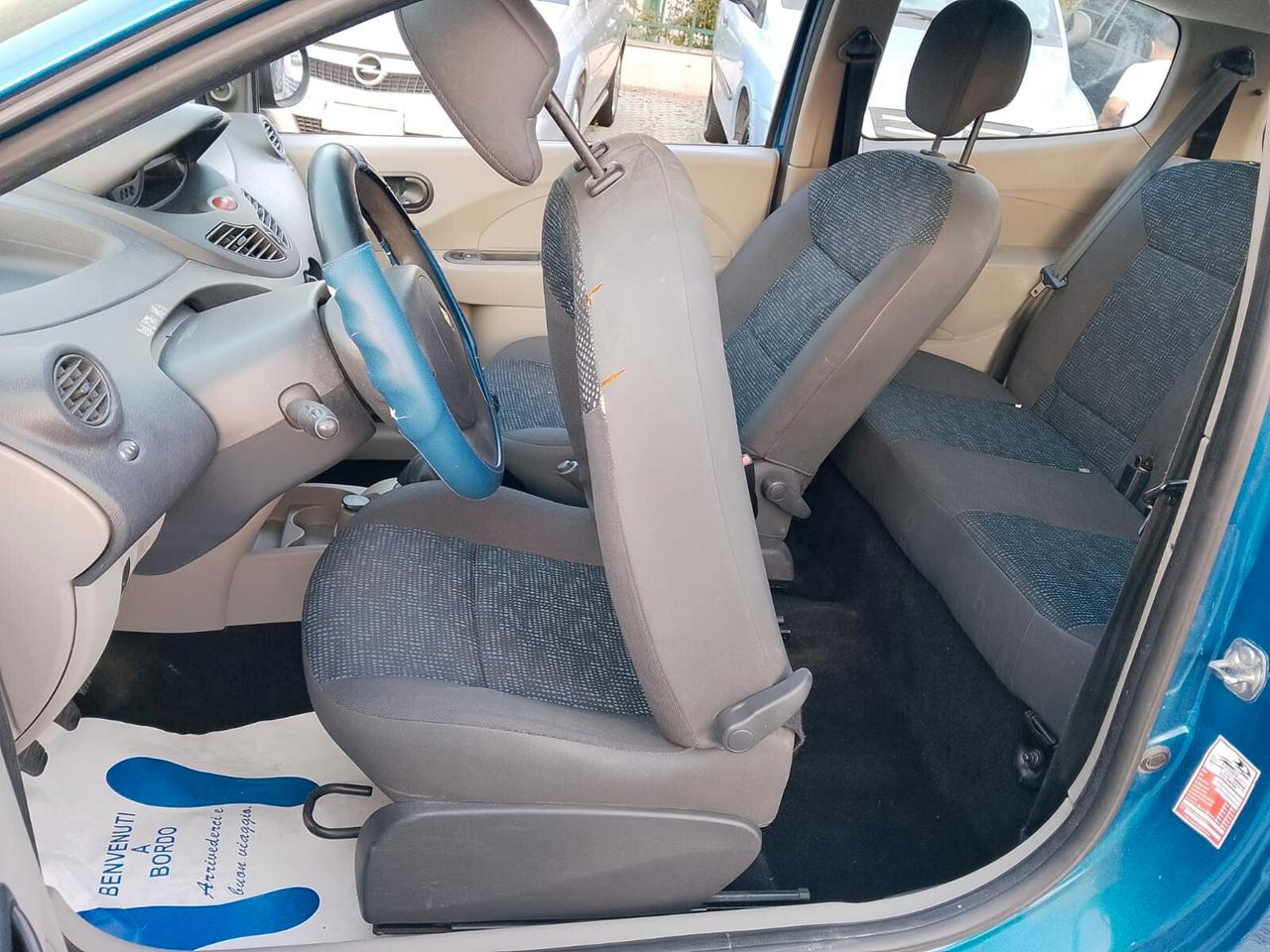 Renault Twingo 1.2-BENZINA-NEOPAT-2009