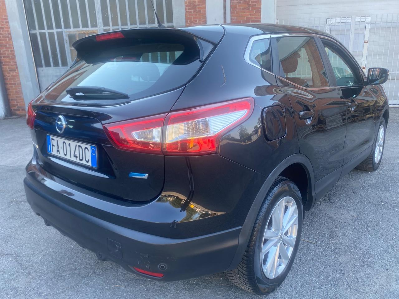 Nissan Qashqai 1.5 dCi Visia