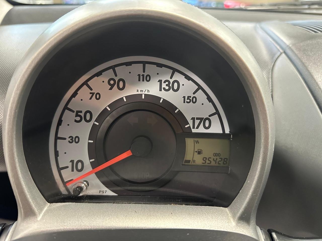 Toyota Aygo 1.0 12V VVT-i 5 porte Deep Ocean Connect