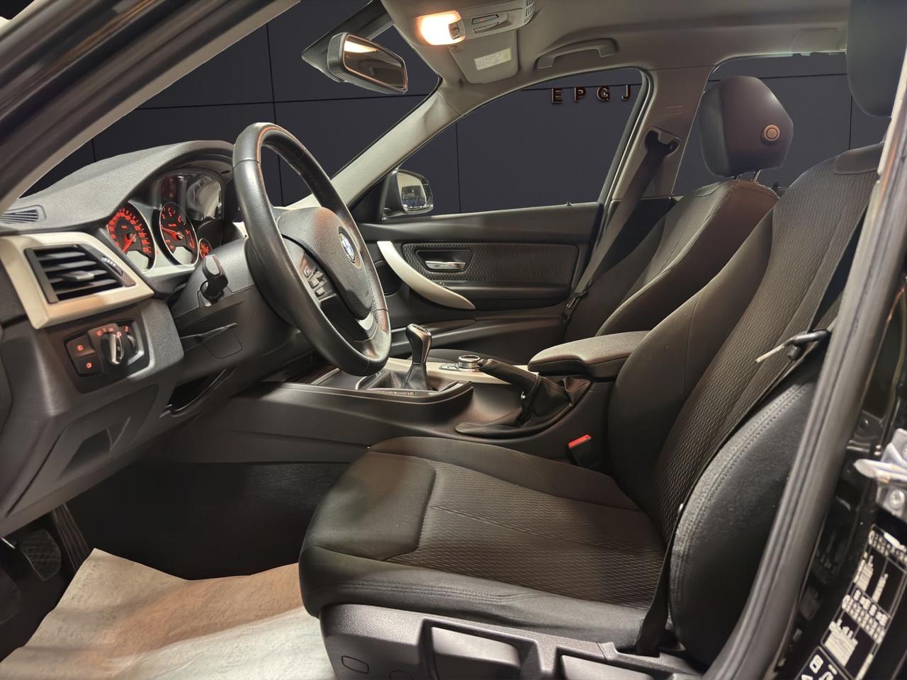 Bmw 318 318d Touring Business Advantage XDrive