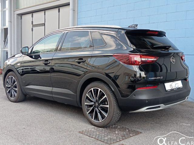 OPEL Grandland X 1.6 Hybrid4 Plug-in aut. AWD