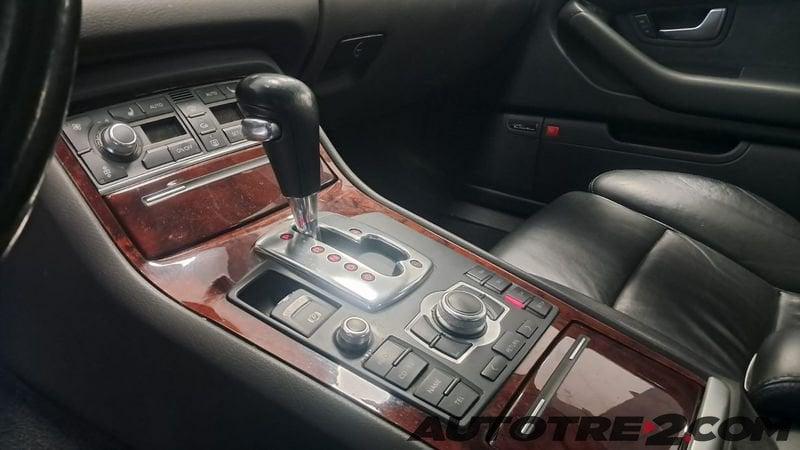 Audi A8 A8 3.0 V6 TDI Quattro Tiptronic -