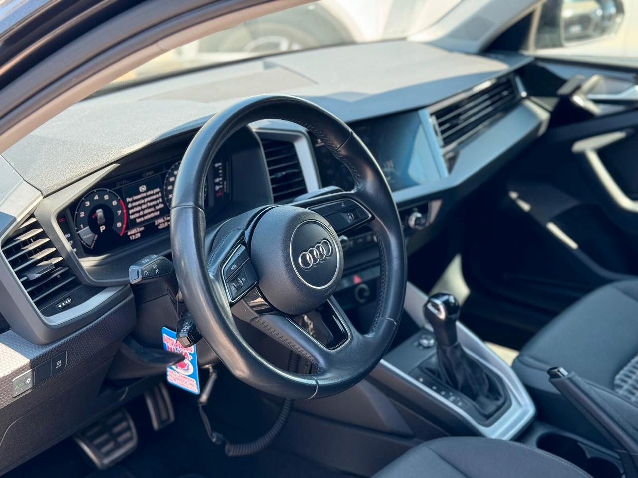 Audi A1 SPB 30 TFSI S tronic line edition