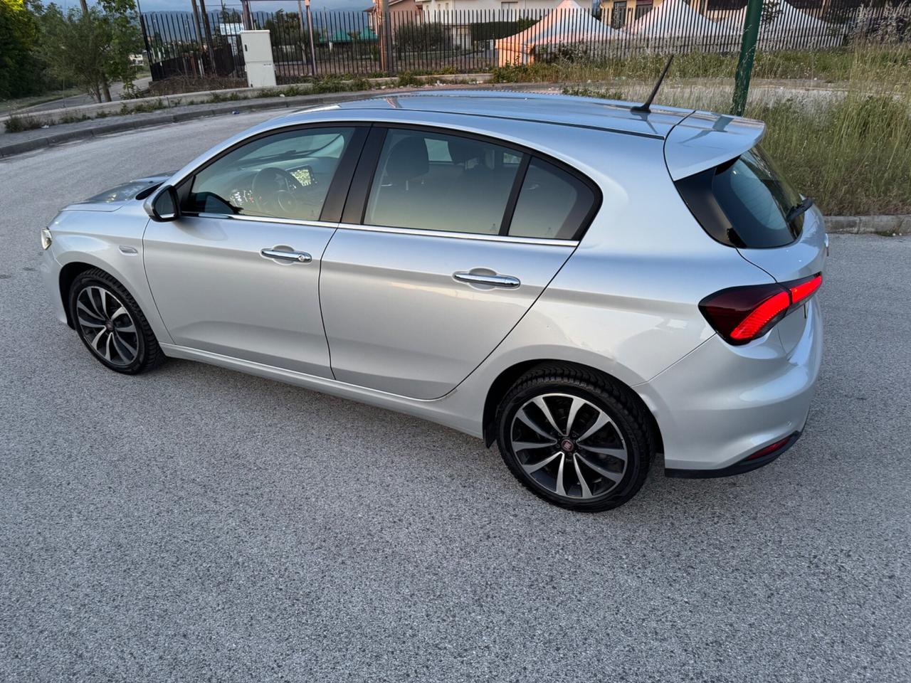 Fiat Tipo 1.6 Mjt S&S 5 porte Lounge