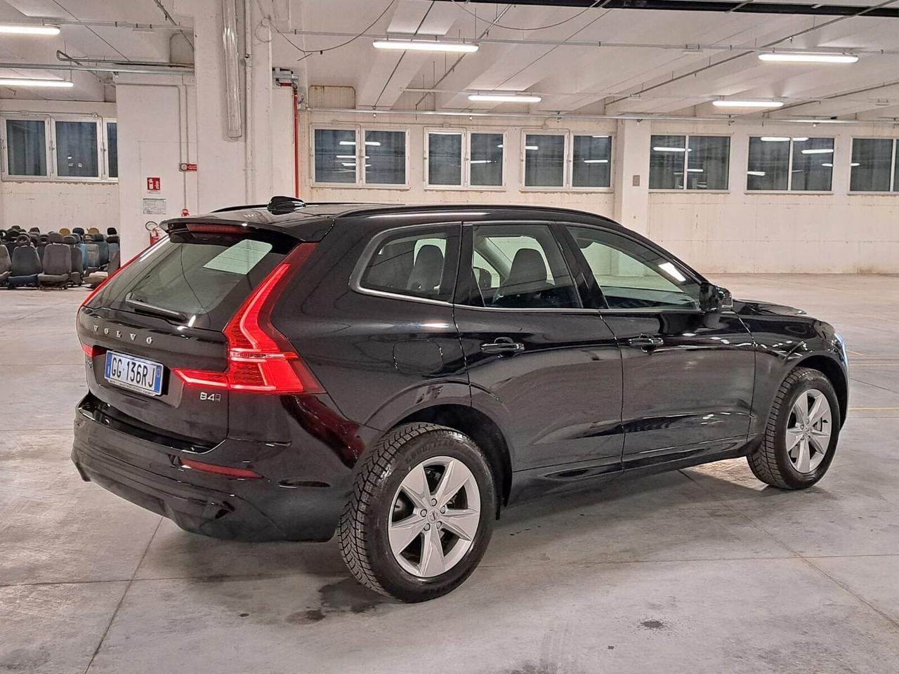 Volvo XC 60 2000 B4 (D) Mild-Hybrid Momentum AWD Automatico