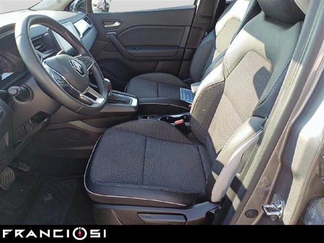 RENAULT Captur 1.6 E TECH Hybrid Intens Auto