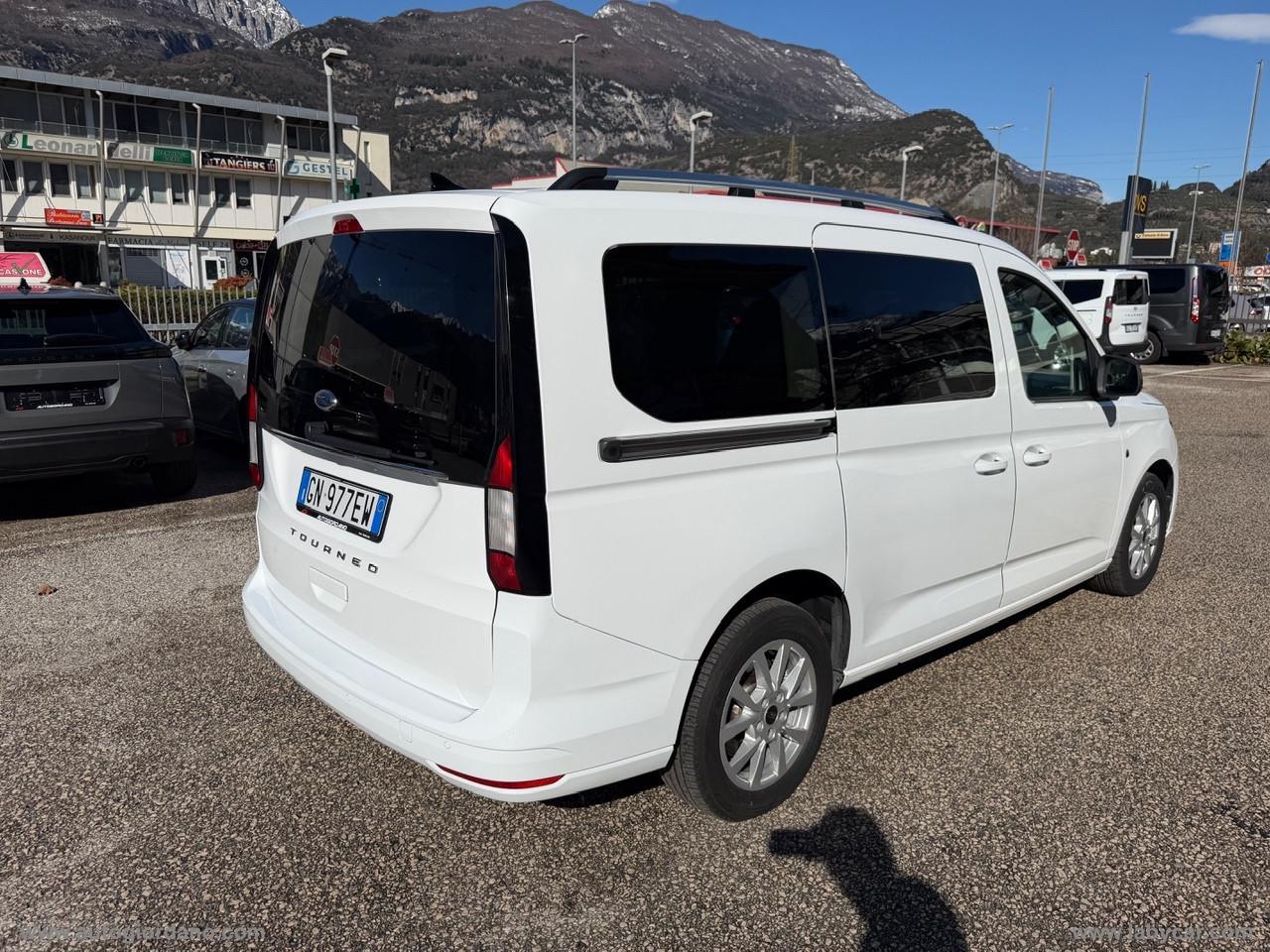 FORD Gr.Tourneo Connect 2.0 122 aut. Tit.