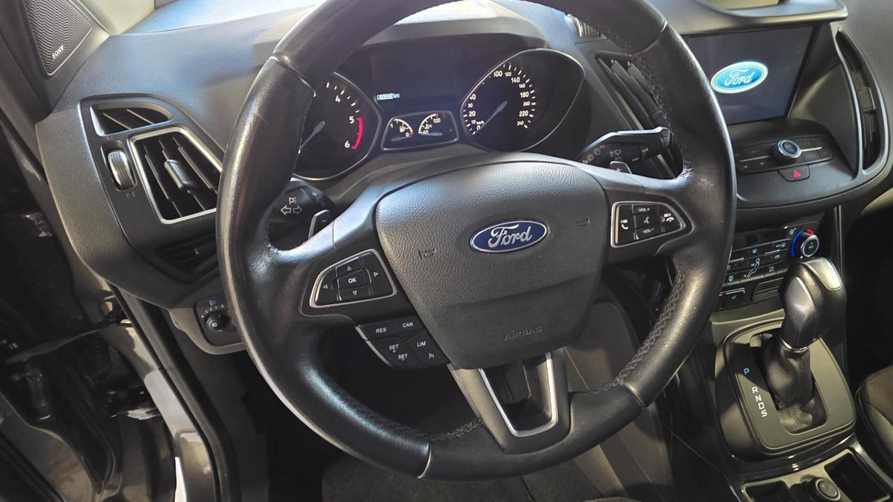 Ford Kuga 2.0 TDCI 150 CV S&S 4WD ST-Line