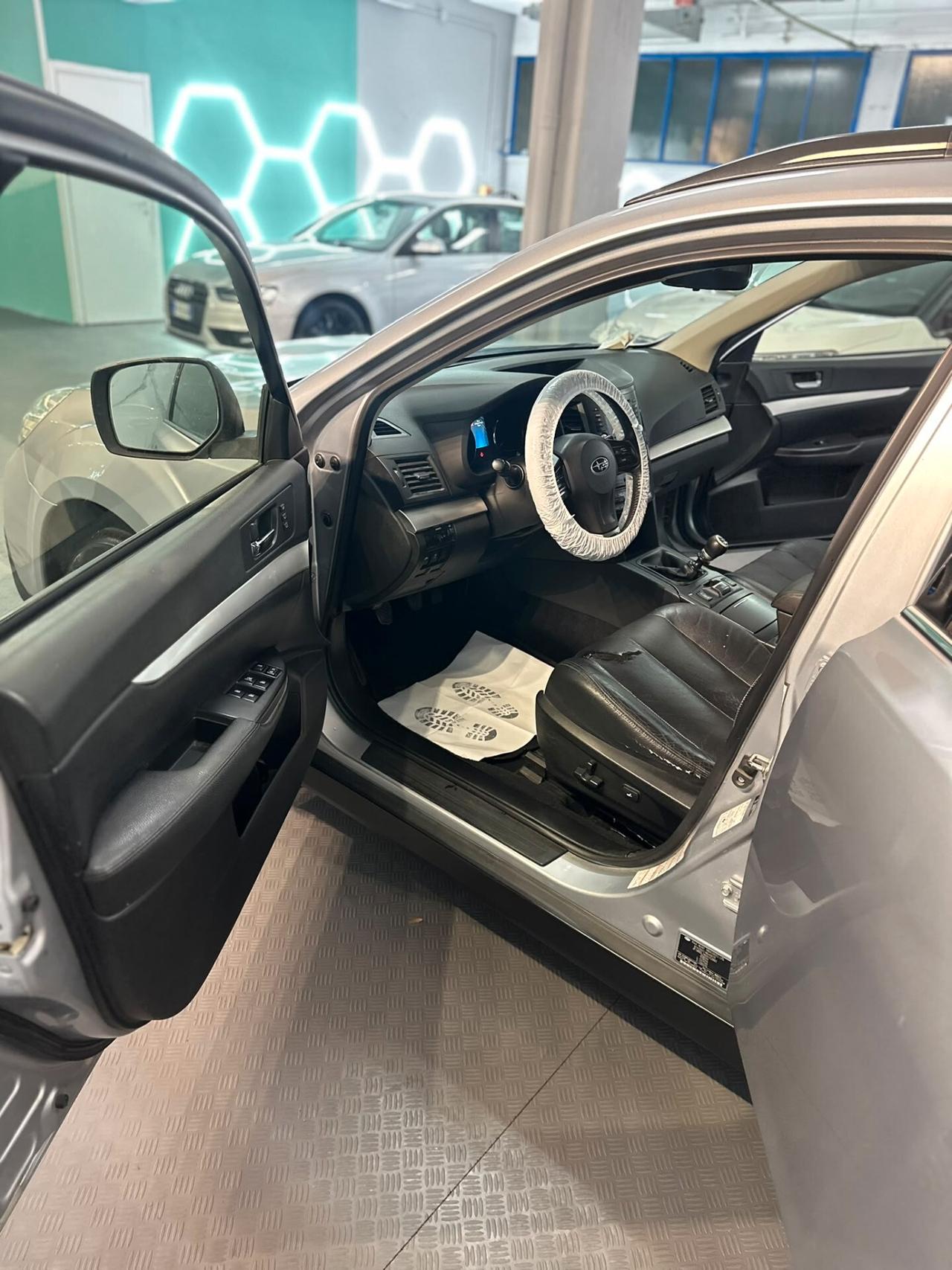 Subaru OUTBACK 2.0D Trend