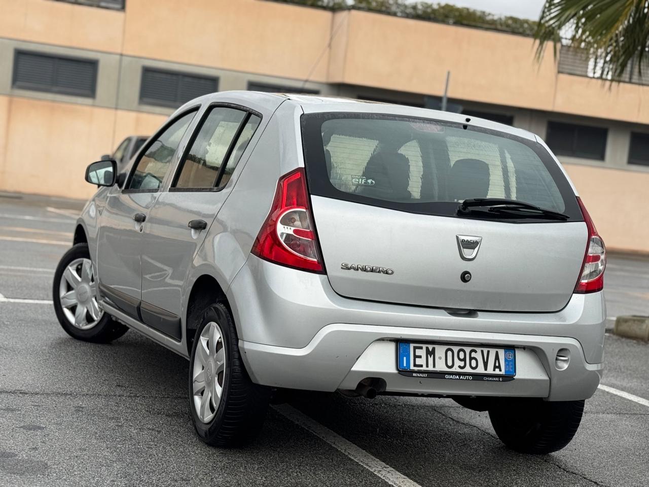 DACIA SANDERO 1.2 BENZINA NEO PATENTATI 12 MESI DI GARANZIA