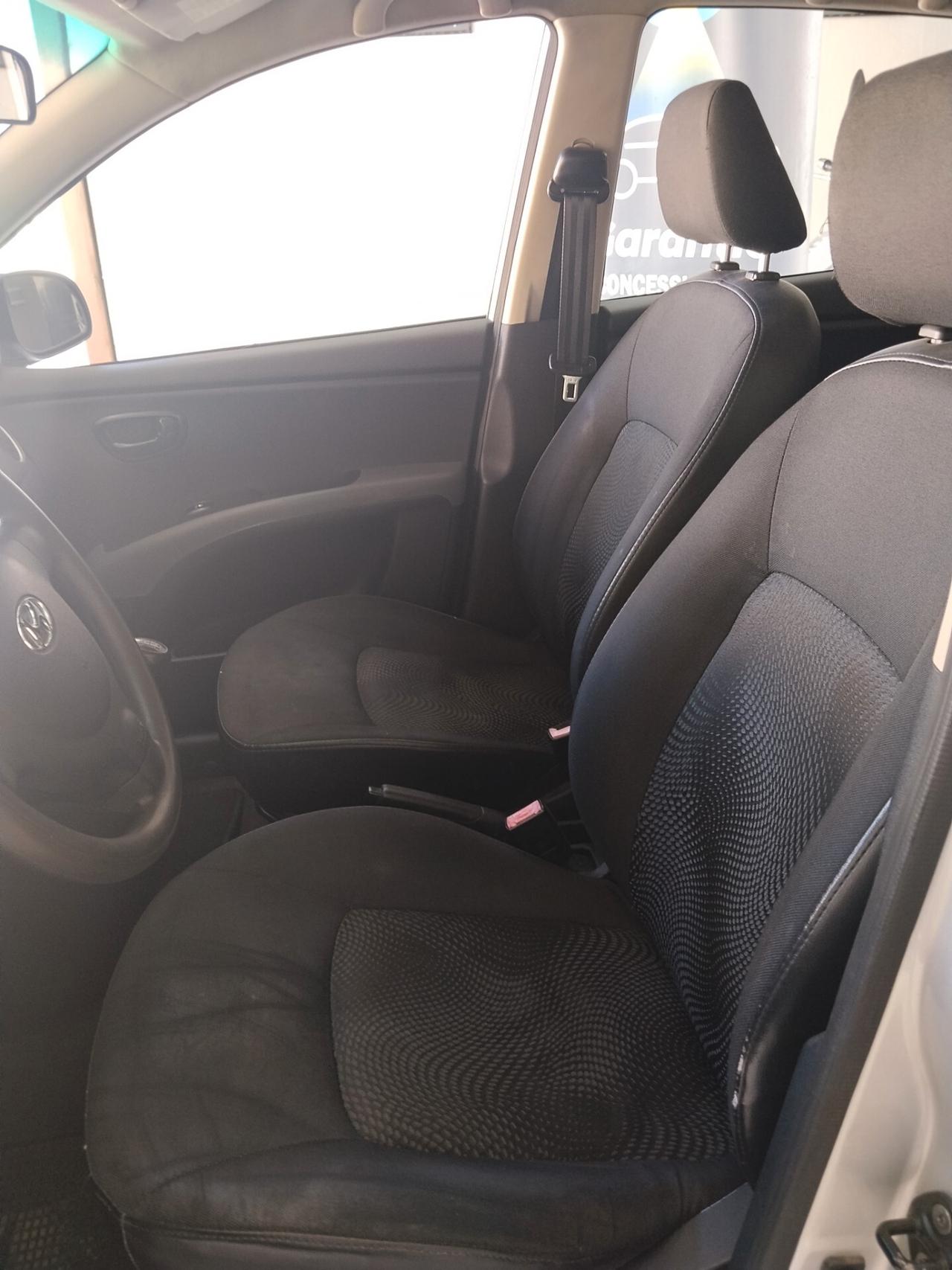 Hyundai i10 1.1 bnz/ GPL 2011 CON GARANZIA