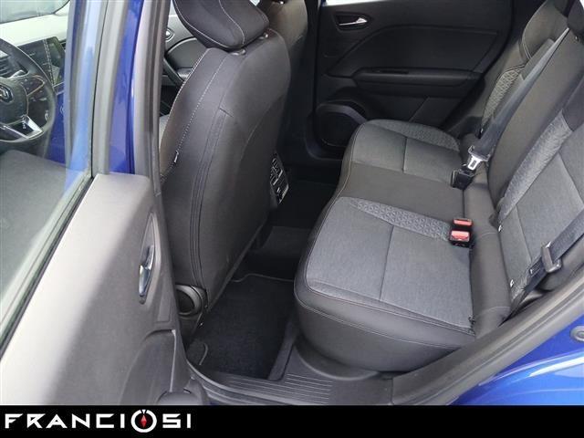 RENAULT Captur 1.6 E TECH Hybrid Zen Auto
