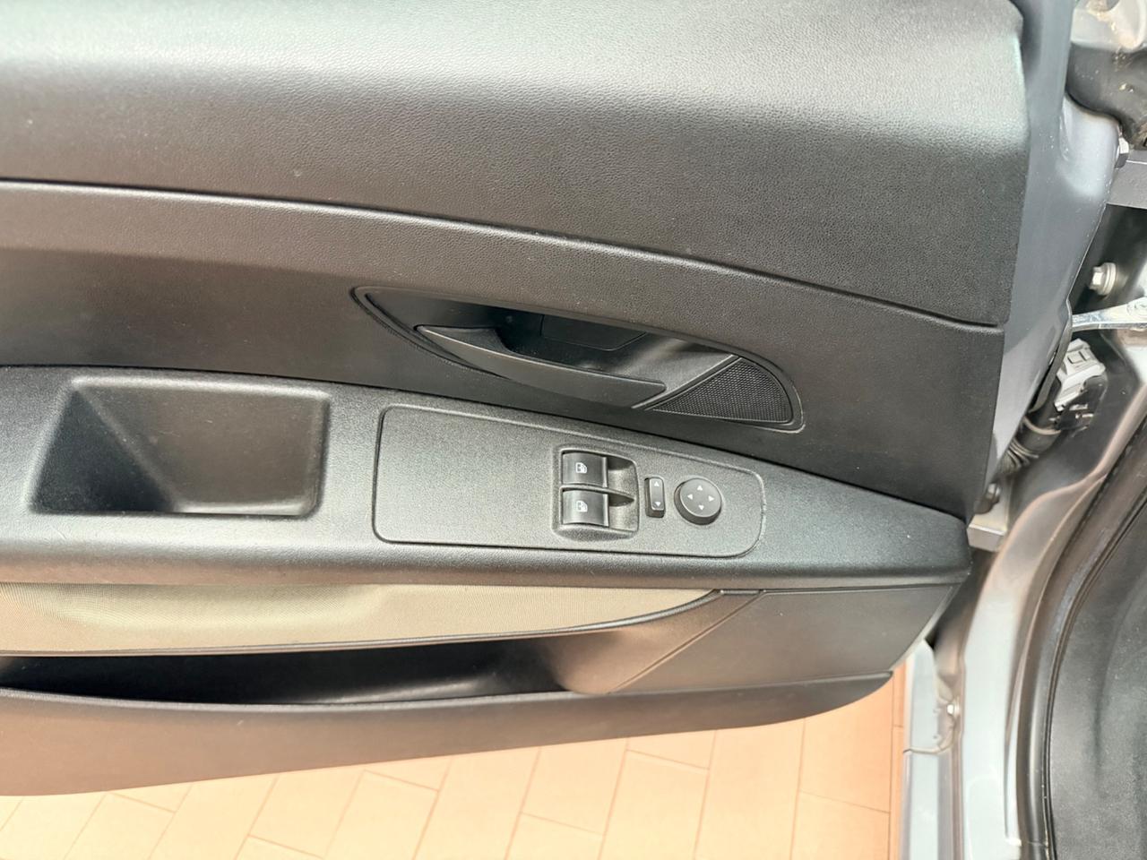 Fiat G.Punto 1.4benz 77cv Neopatentati