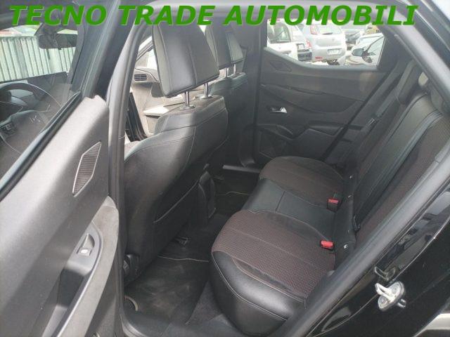 DS AUTOMOBILES DS 3 Crossback BlueHDi 100 Performance Line