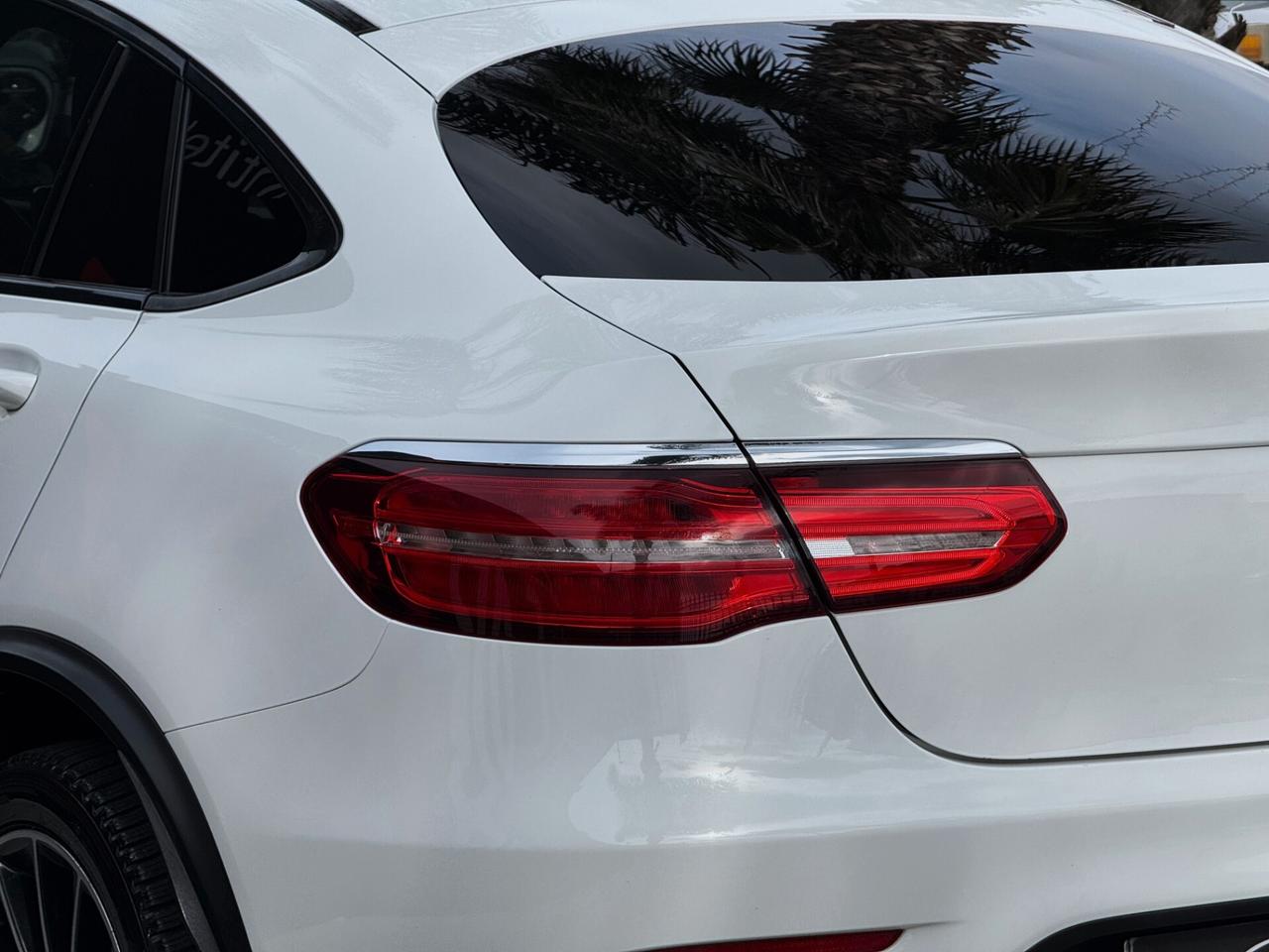 Mercedes-Benz GLC 220 d Coupe Premium AMG 4M