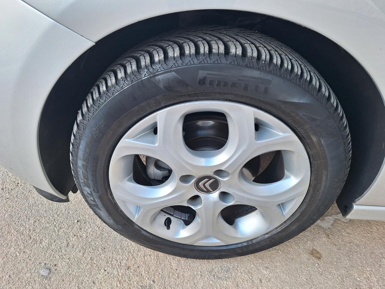 Citroen C3 1.6 HDi 75 Exclusive"TETTO NAVI" 2016